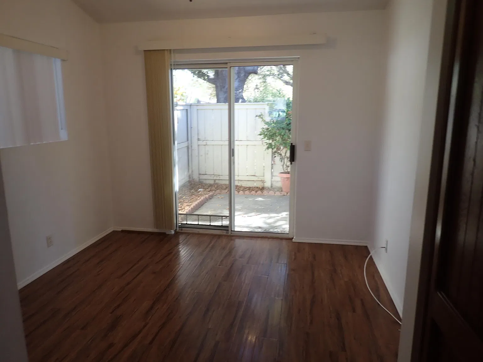 1 bed, 1.0 bath, 831 sqft, $3,400 — Photo 3