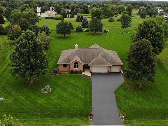 2nd image of 3421 Cobblestone Ln