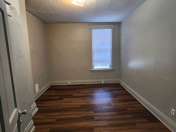 5th image of 3612 Dawson Ave #1