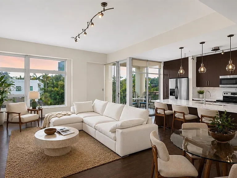 6701 Biscayne Blvd #305 — Photo 1