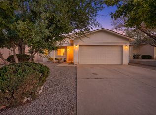 3133 Chama Meadows Dr NE, Rio Rancho, NM 87144