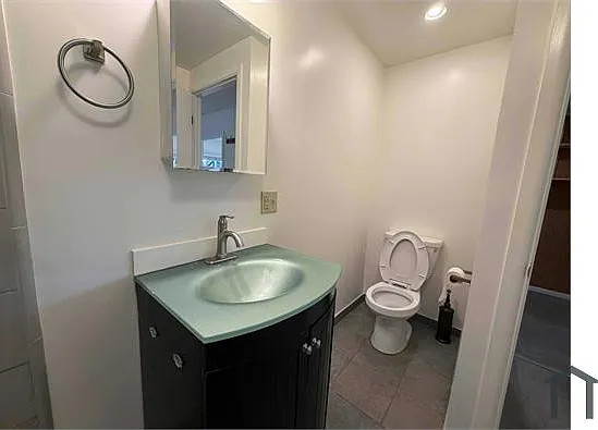 57 Grandview Ave #C — Photo 8