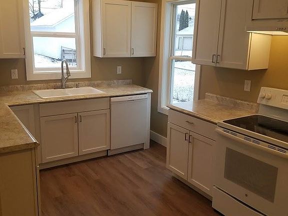 2nd image of 519 Humboldt Ave