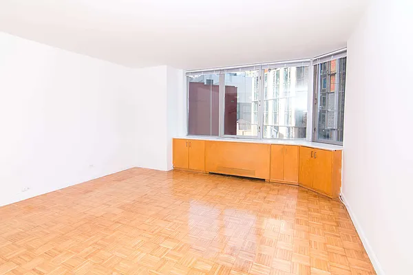 Rented by New York Residence | media 41