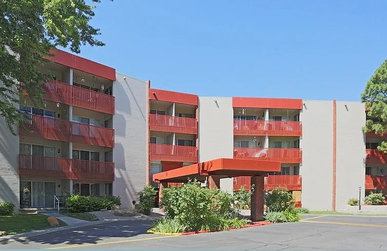 Three Fountains Apartments — Photo 17