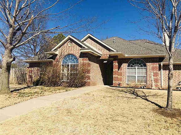 5th image of 2624 S Cambridge Dr