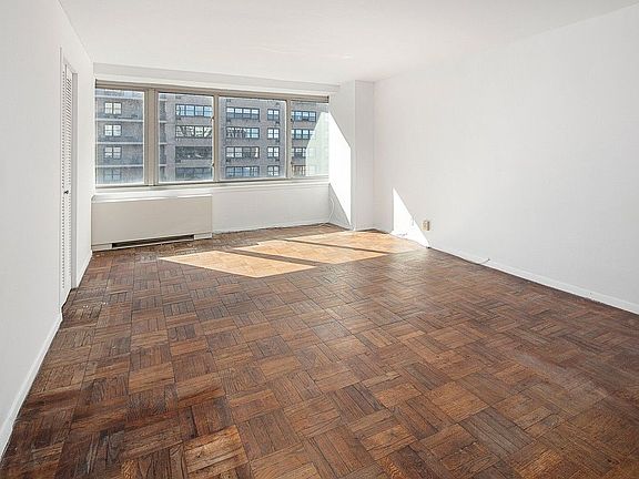 2nd image of 315 W 70th St APT 17H