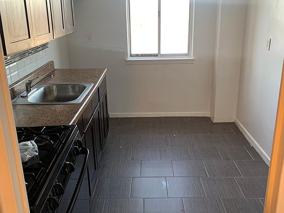 4th image of 277 Prospect St #11H