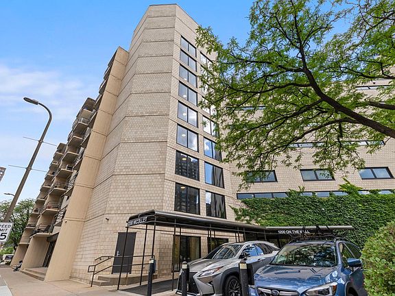 2nd image of 1200 Nicollet Mall APT 506