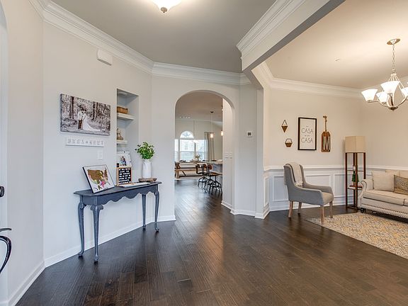 5th image of 6038 Huntmere Ave