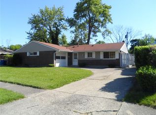 6615 Celestine St, Huber Heights, OH 45424