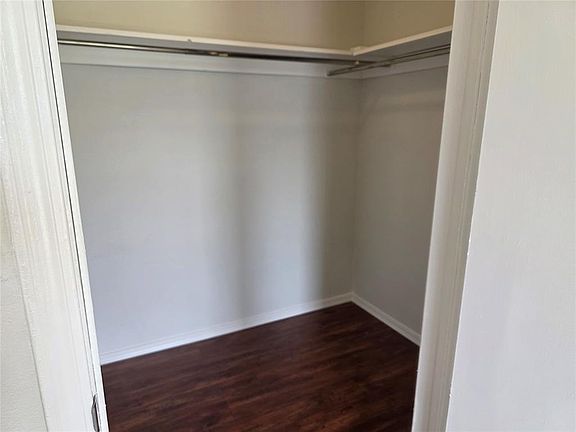 5th image of 113 Glenhaven Dr