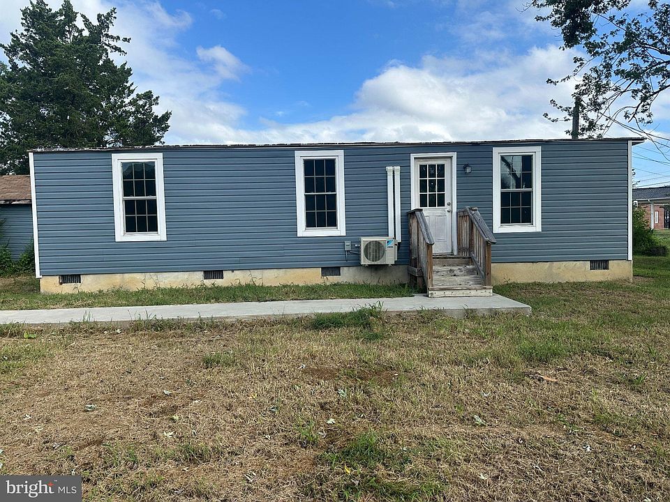 1st image of 17127 12th St
