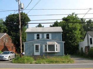 16 Halfmoon Cir, Clifton Park, NY 12065