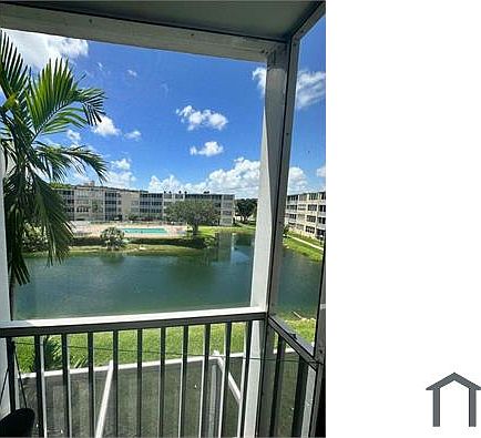 3rd image of 1700 NE 191st St APT 310