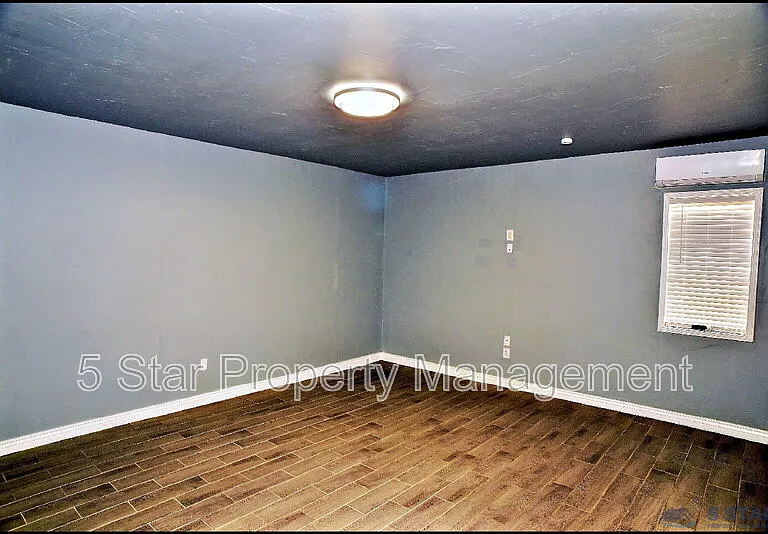2200 Willie Mier St — Photo 38