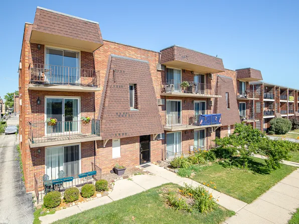 10618 Central Ave APT 2S, Oak Lawn, IL 60415