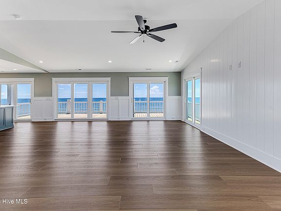 4th image of 5515 E Beach Drive