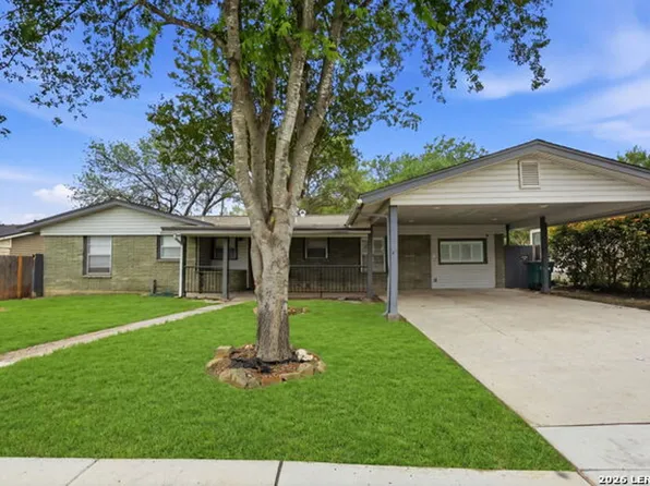 466 Sandalwood Ln, San Antonio, TX 78216