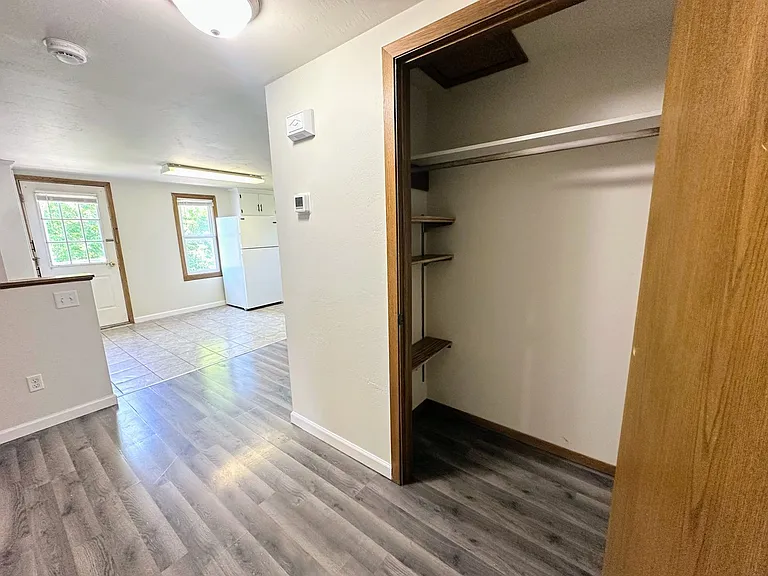 1628 Deckner Ave — Photo 13