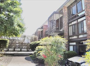 1040 Cherokee Rd APT B2, Louisville, KY 40204