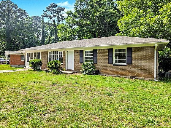3rd image of 1350 Lori Ct
