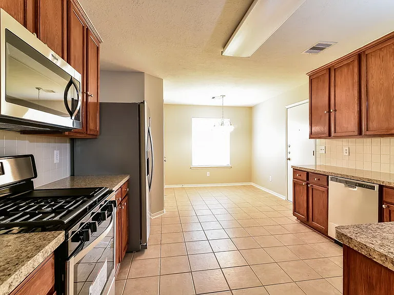 3705 Burwood Ct — Photo 8