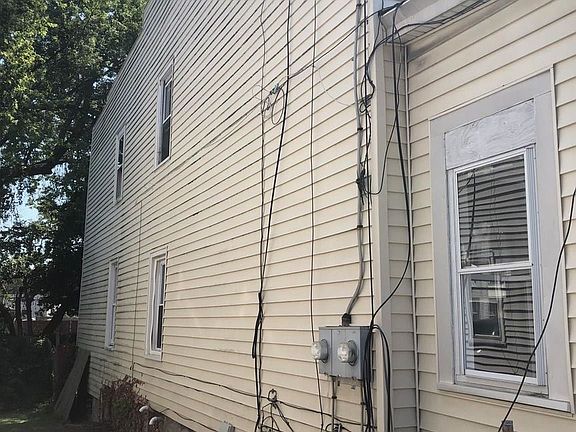 2nd image of 47 Watervliet Ave