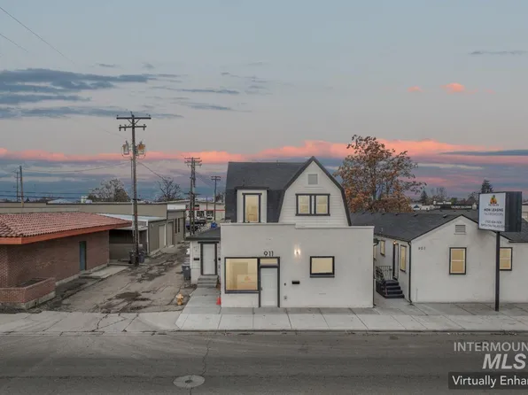 911 2nd St S, Nampa, ID 83651