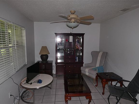 4th image of 5250 15th St N APT 7