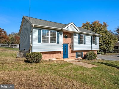 521 E 11th Ave, Ranson, WV, 25438