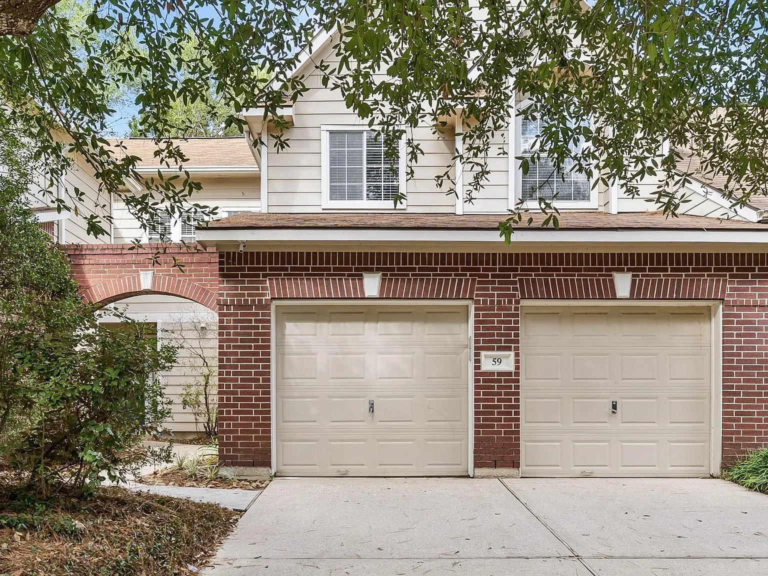 3 bed, 2.5 bath, 1595 sqft, $2,200 — Photo 4