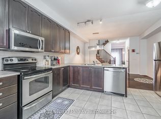 6625 Falconer Dr #25, Mississauga, ON L5N 0C7