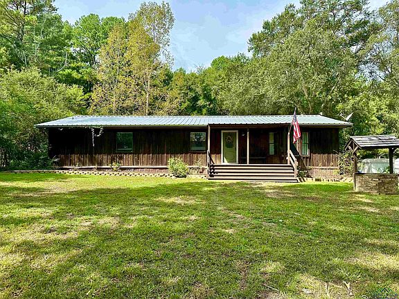 2nd image of 3167 Carrie Dr