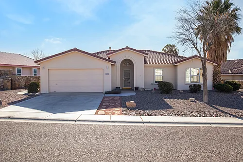 3916 Tiger Woods Dr Photo 1