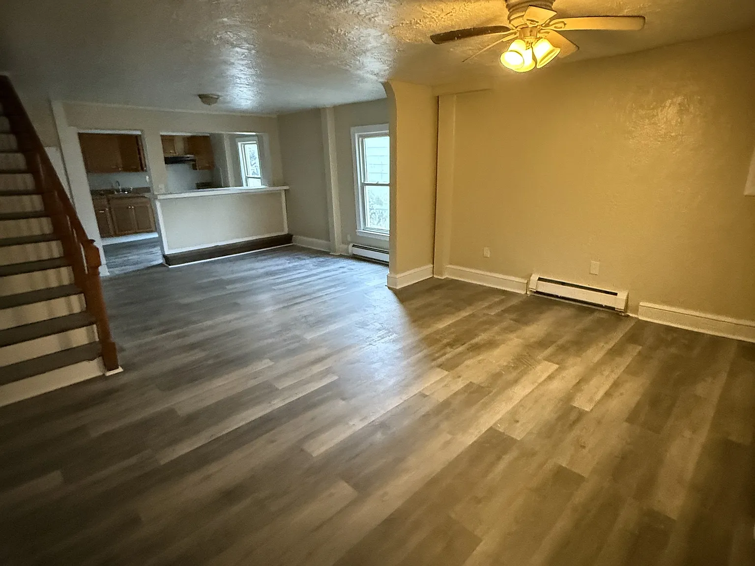 6 West Pitman Street — Photo 4