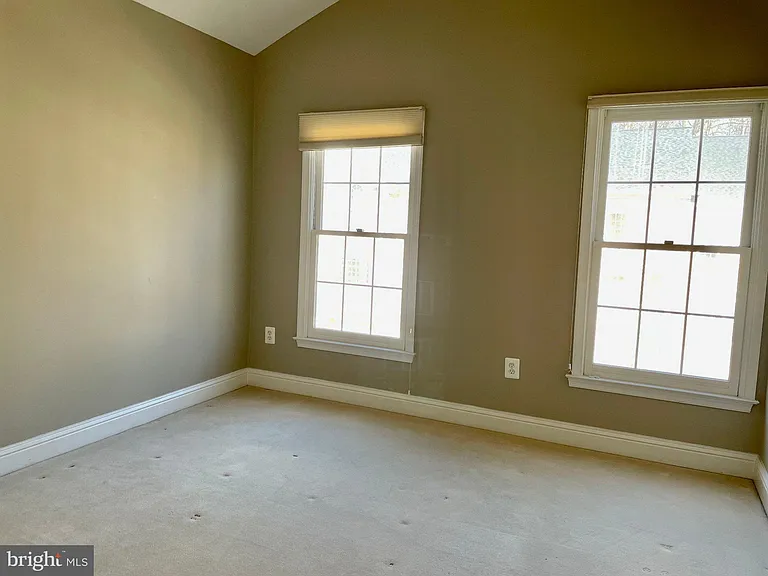 1030 Grand Oak Way — Photo 29