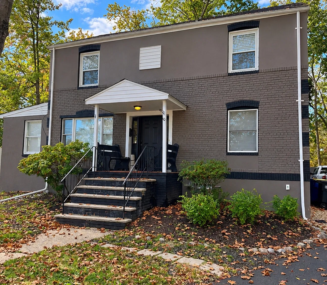 3 bed, $2,800 — Photo 1