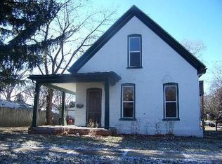 317 N Center St, Plano, IL 60545