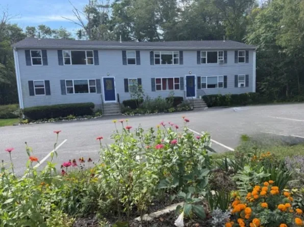 625 Gifford Rd #2S, Westport, MA 02790