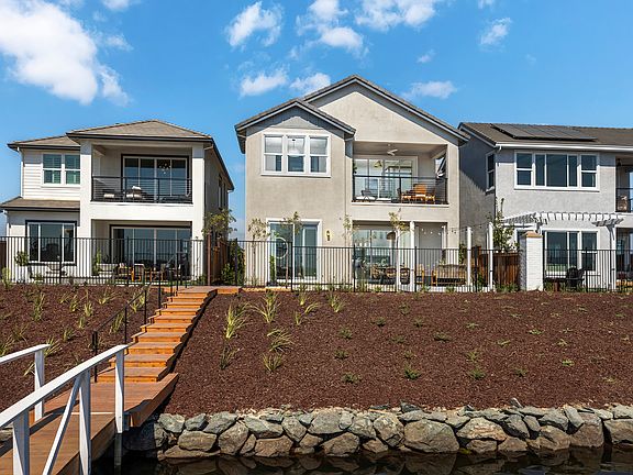 Kiper_CapriAtRiverIslands_Res2-Rear_6917b-4500