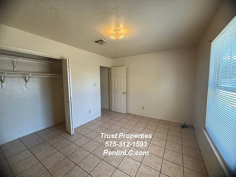 472 Calle De Oro — Photo 8