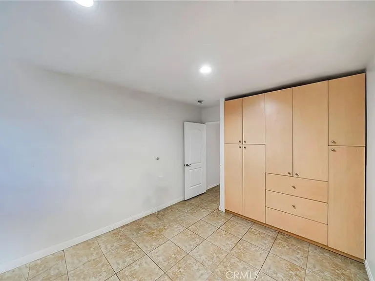6735 Elmer Ave #18 — Photo 9