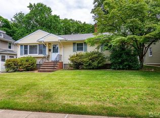 42 Newman St, Metuchen, NJ 08840