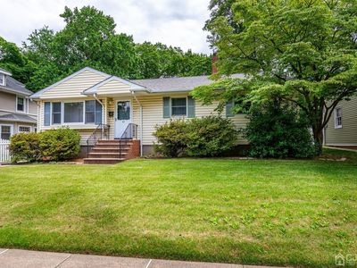 42 Newman St, Metuchen, NJ, 08840