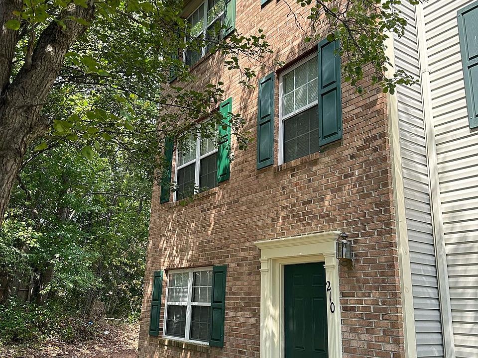 1st image of 210 Charles St