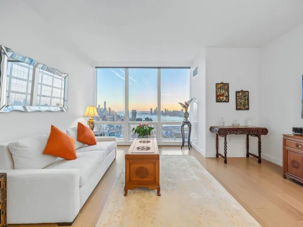 15 Hudson Yards image 1 of 14