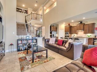 11 S Victoriana Cir, The Woodlands, TX 77389