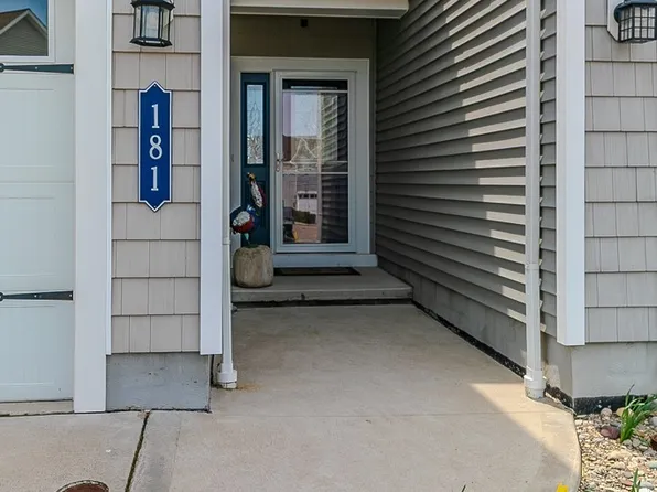181 Larimar Dr, Willowick, OH 44095