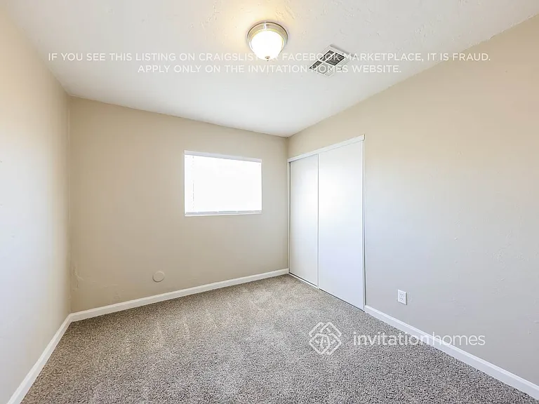 4753 N 70th Ave — Photo 11
